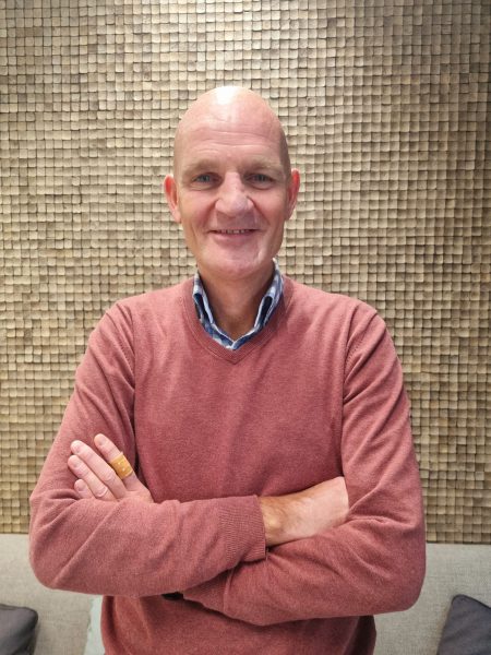 John van Ravenstein portret van John van Ravenstein, directeur logistiek bij SRG international